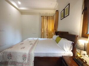 Bedroom in 4 BHK Apartment at Agrim Apartment, Sector 43 – for Rent