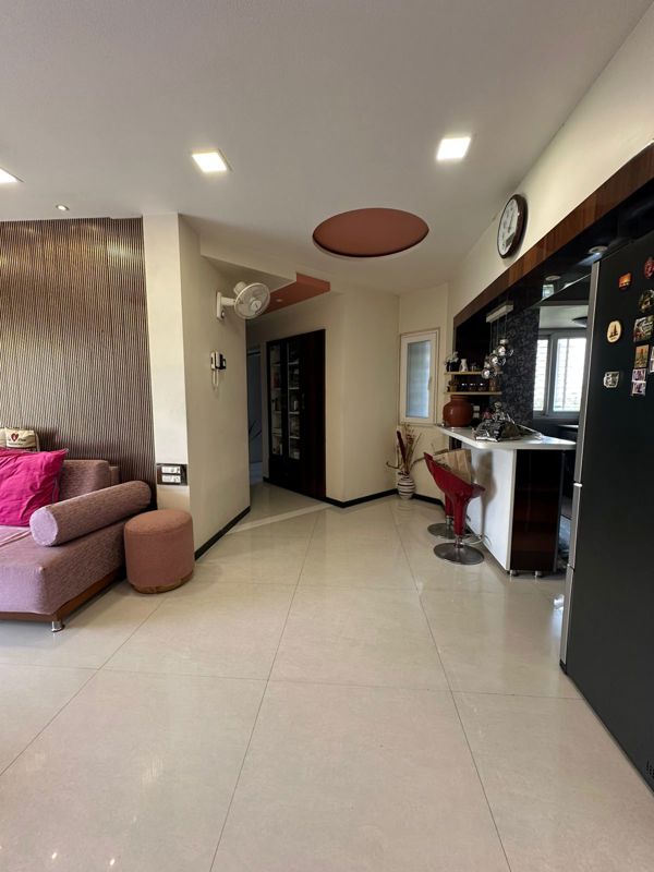 2 BHK + Pooja Room,Extra Room 1280 Sq.Ft. Apartment in Kalpataru Towers