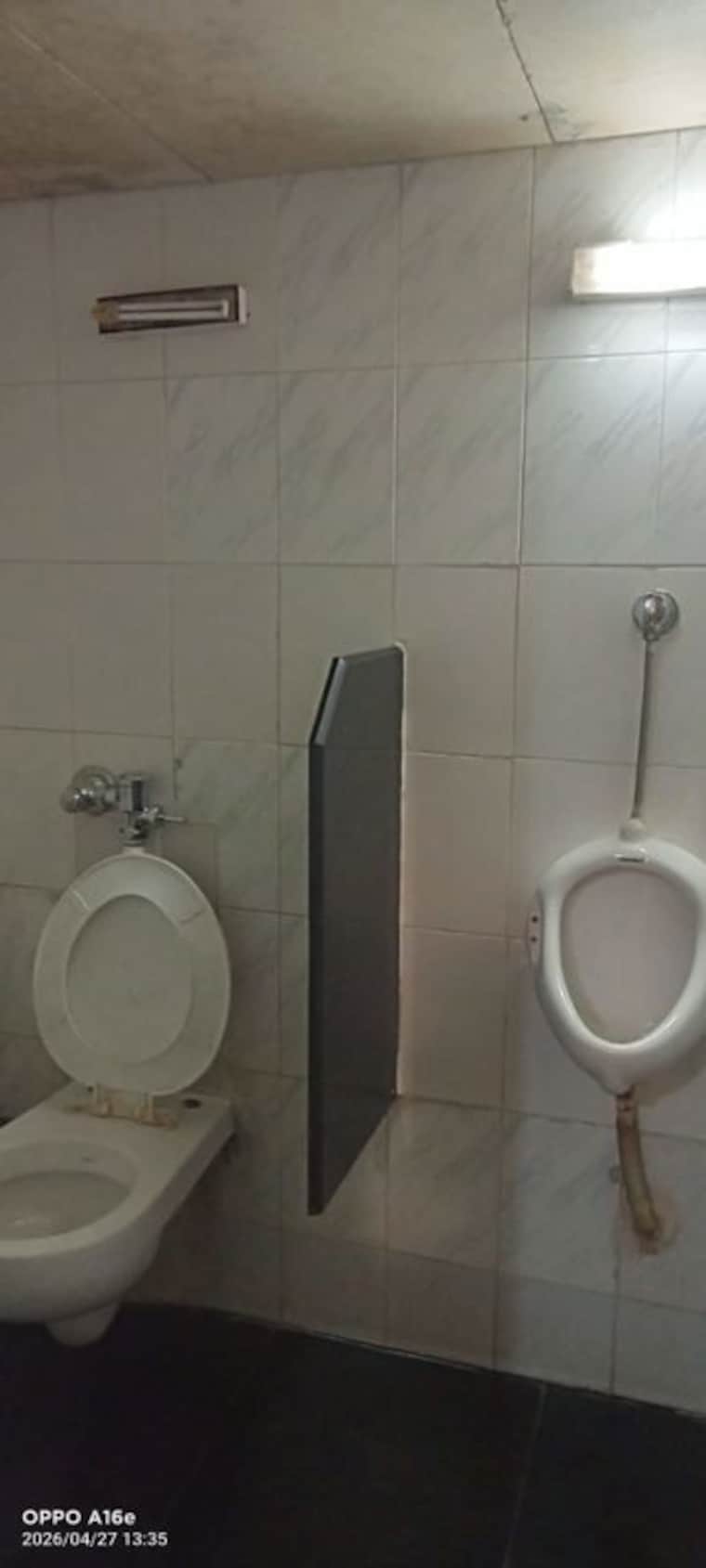 Bathroom, nariman point Commercial Office Space 1100 Sq.Ft. In Nariman Point Mumbai 10333914