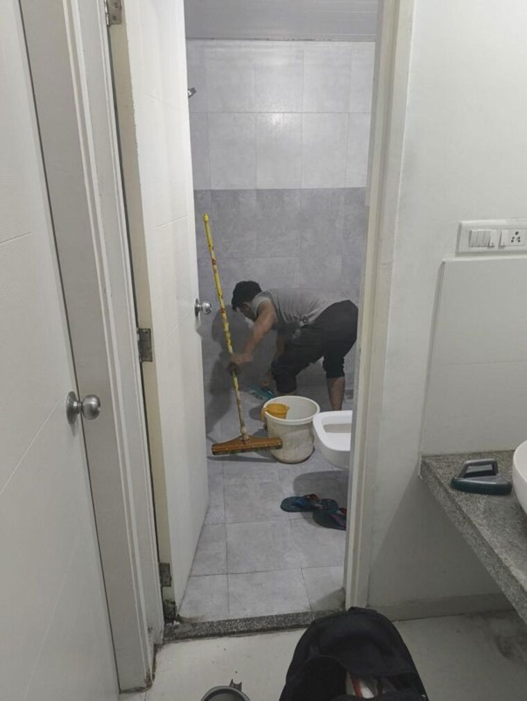 Bathroom, rohan-abhilasha 1 Bedroom 500 Sq.Ft. Apartment In Wagholi Pune 10333923