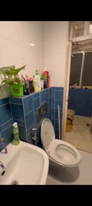 Bathroom in 1 BHK Apartment at Lodha Amara Tower 32 And 33, Kolshet Road – for Sale