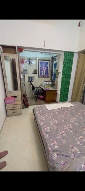 Bedroom in 1 BHK Apartment at Lodha Amara Tower 32 And 33, Kolshet Road – for Sale