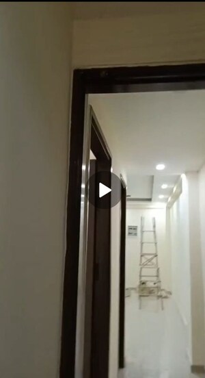 Building Lobby in 2 BHK Builder Floor at Mandi – for Rent