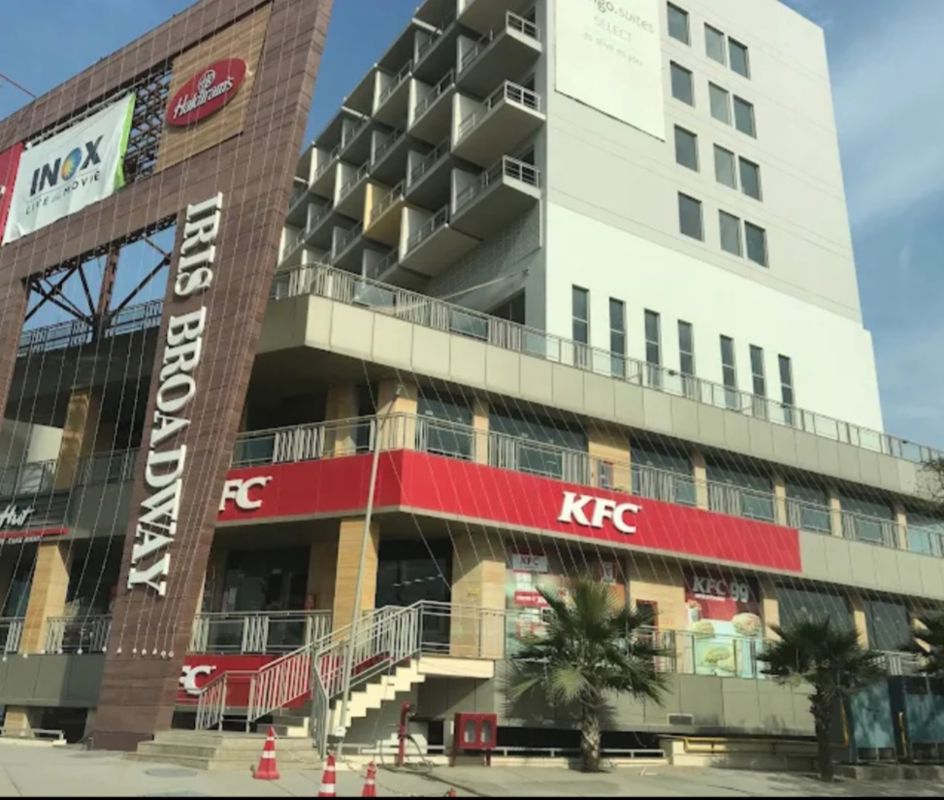 Retail Shop For Sale in Trehan Iris Broadway
