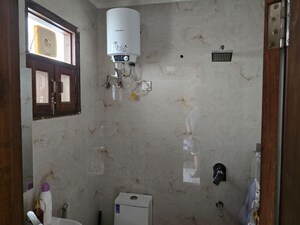 Bathroom in 3 BHK Builder Floor at Malibu Town – for Rent