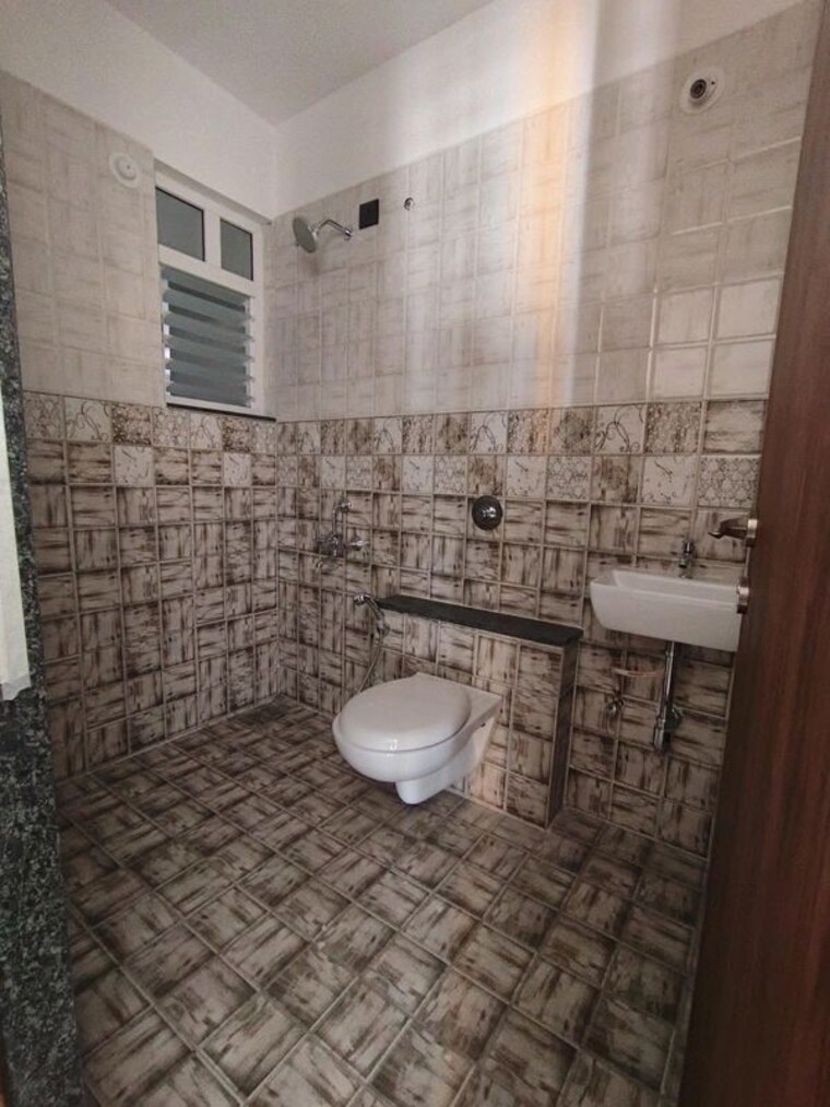 Bathroom, pristine-allure 2 Bedroom 750 Sq.Ft. Apartment In Kharadi Pune 10333997