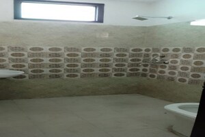 Parking in 2 BHK Builder Floor at Sector 46 – for Rent