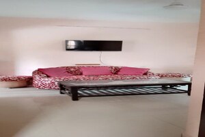 Bedroom in 2 BHK Builder Floor at Sector 46 – for Rent