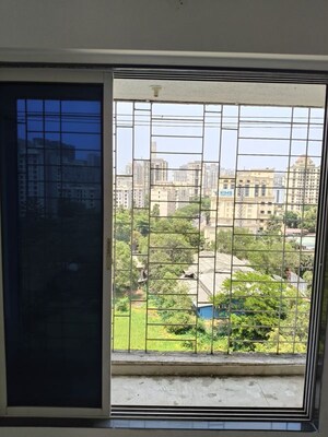 Room in 1 BHK Apartment at Cosmos Classique, Ghodbunder Road – for Sale