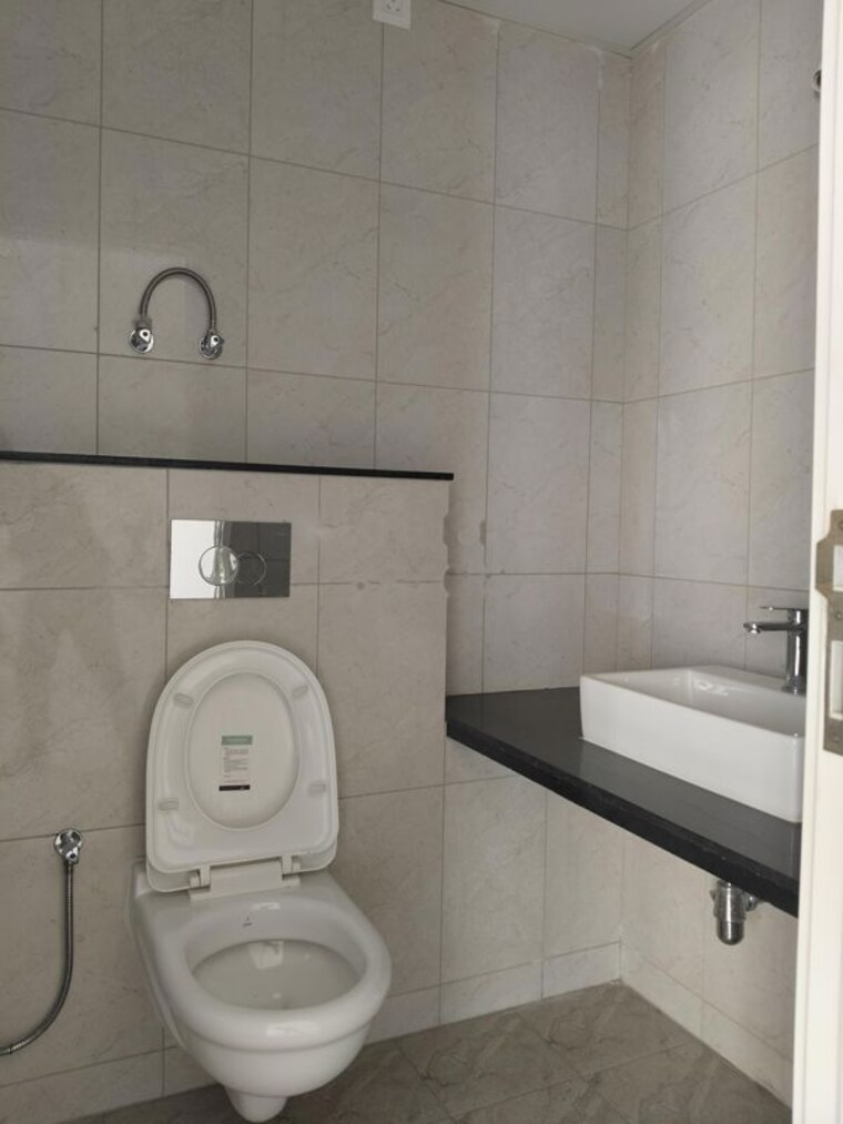 Bathroom, godrej-24 2 Bedroom 800 Sq.Ft. Apartment In Hinjewadi Pune 10334047