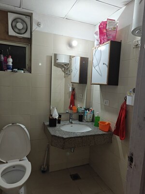 Bathroom in 3 BHK Apartment at M3M Skywalk, Sector 74 – for Rent
