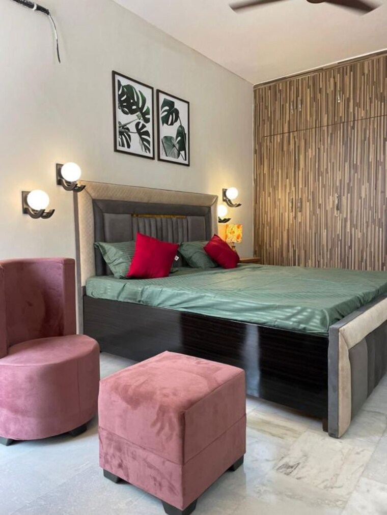 Bedroom, greater kailash i 1 RK 300 Sq.Ft. Builder Floor In Greater Kailash I Delhi 10334027
