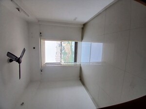 Room in 2 BHK Apartment at Kohinoor Zen Estate, Kharadi – for Rent