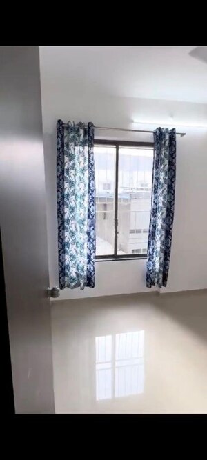 Room in 2 BHK Apartment at Tulip Infinity World, Punawale – for Rent
