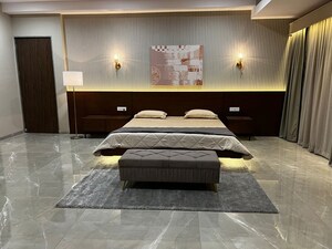 Bedroom in 4 BHK Villa at Aksa Gaon – for Sale