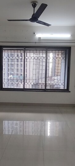 2 BHK Apartment For Rent in Palash Towers