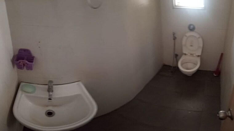 Bathroom, lodha-casa-rio 1 Bedroom 594 Sq.Ft. Apartment In Dombivli East Thane 10334119