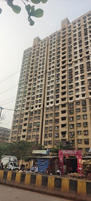 2 BHK Apartment – Exterior View View at Ghatkopar East - for Rent