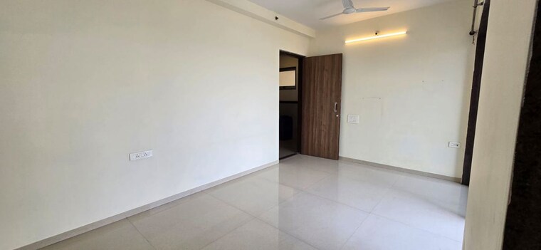 Room, sector 8 sanpada 2 Bedroom 750 Sq.Ft. Apartment In Sector 8 Sanpada Navi Mumbai 10331532