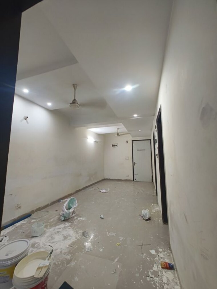 Room, dream-wonder-homes 2 Bedroom 950 Sq.Ft. Builder Floor In Sector 45 Noida 10334124