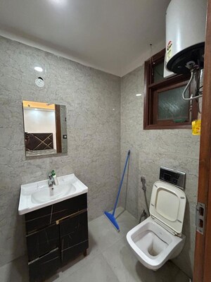 Bathroom in 3 BHK Independent House at Saket – for Rent