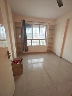 3 BHK Apartment For Rent in Shroff Srushti
