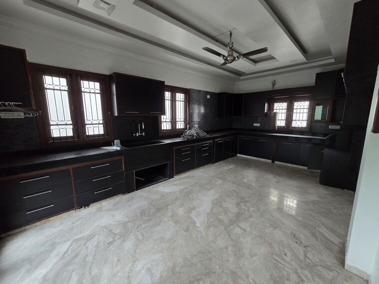  Parking, old bowenpally 4 Bedroom 3600 Sq.Ft. Villa In Old Bowenpally Hyderabad 10273234