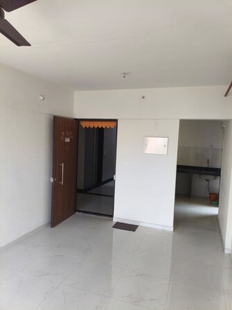 2 BHK + Extra Room 850 Sq.Ft. Apartment in Runwal Gardens