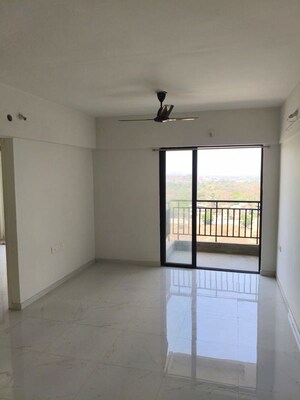 Room in 2 BHK Apartment at Runwal Gardens, Dombivli East – for Rent