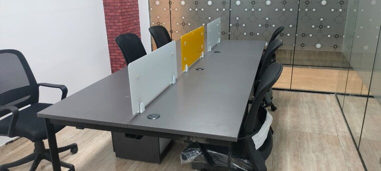 Team Area, sector 16 Commercial Office Space 500 Sq.Ft. In Sector 16 Noida 10334186