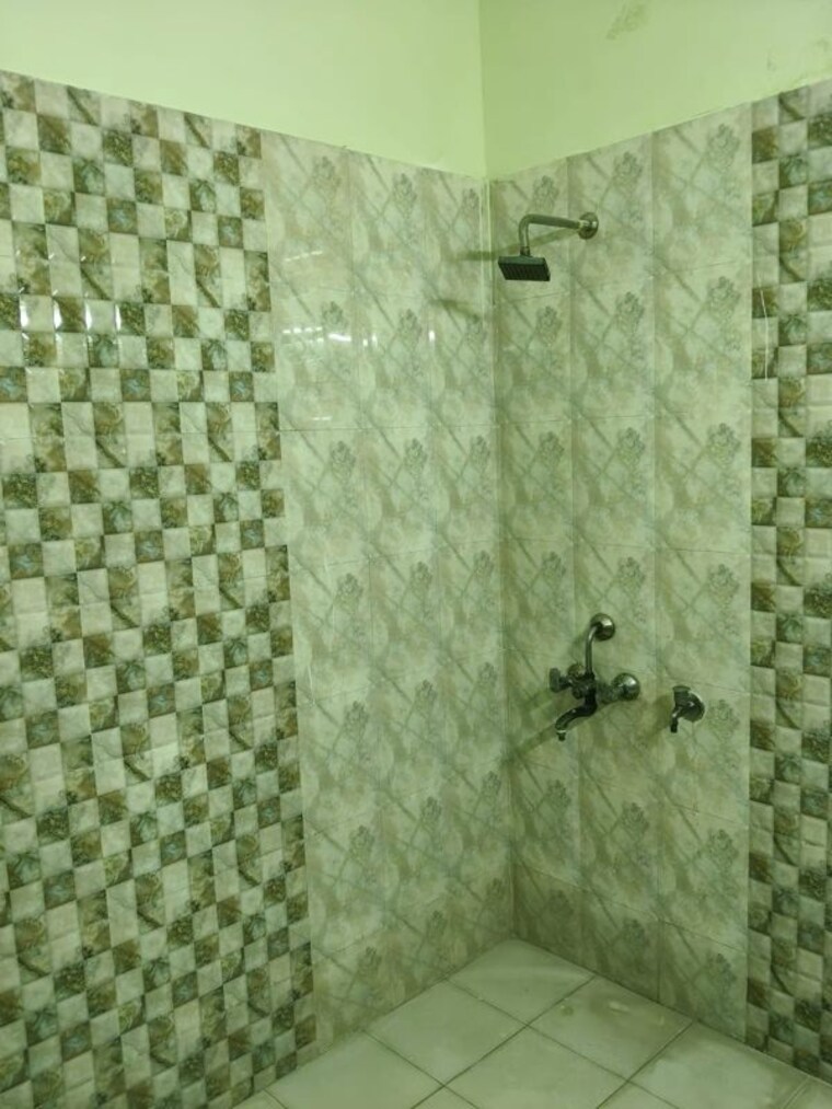 Bathroom, sector 46 2 Bedroom 1550 Sq.Ft. Independent House In Sector 46 Noida 10334199