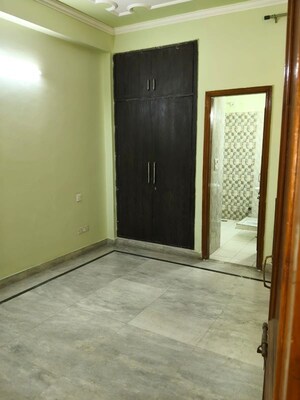 Room in 2 BHK Independent House at Sector 46 – for Rent