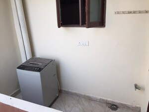 Furnished Amenities in 3 BHK Builder Floor at Sector 51 – for Rent