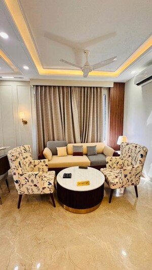 Team Area in 3.5 BHK Builder Floor at BPTP Astaire Gardens, Sector 70a – for Sale