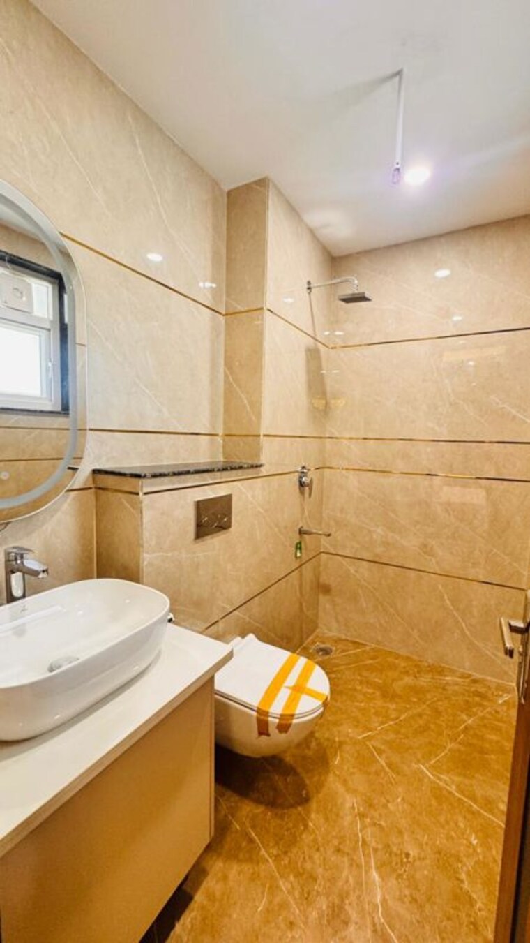 Bathroom, bptp-astaire-gardens 3.5 Bedroom 1620 Sq.Ft. Builder Floor In Sector 70a Gurgaon 10334230