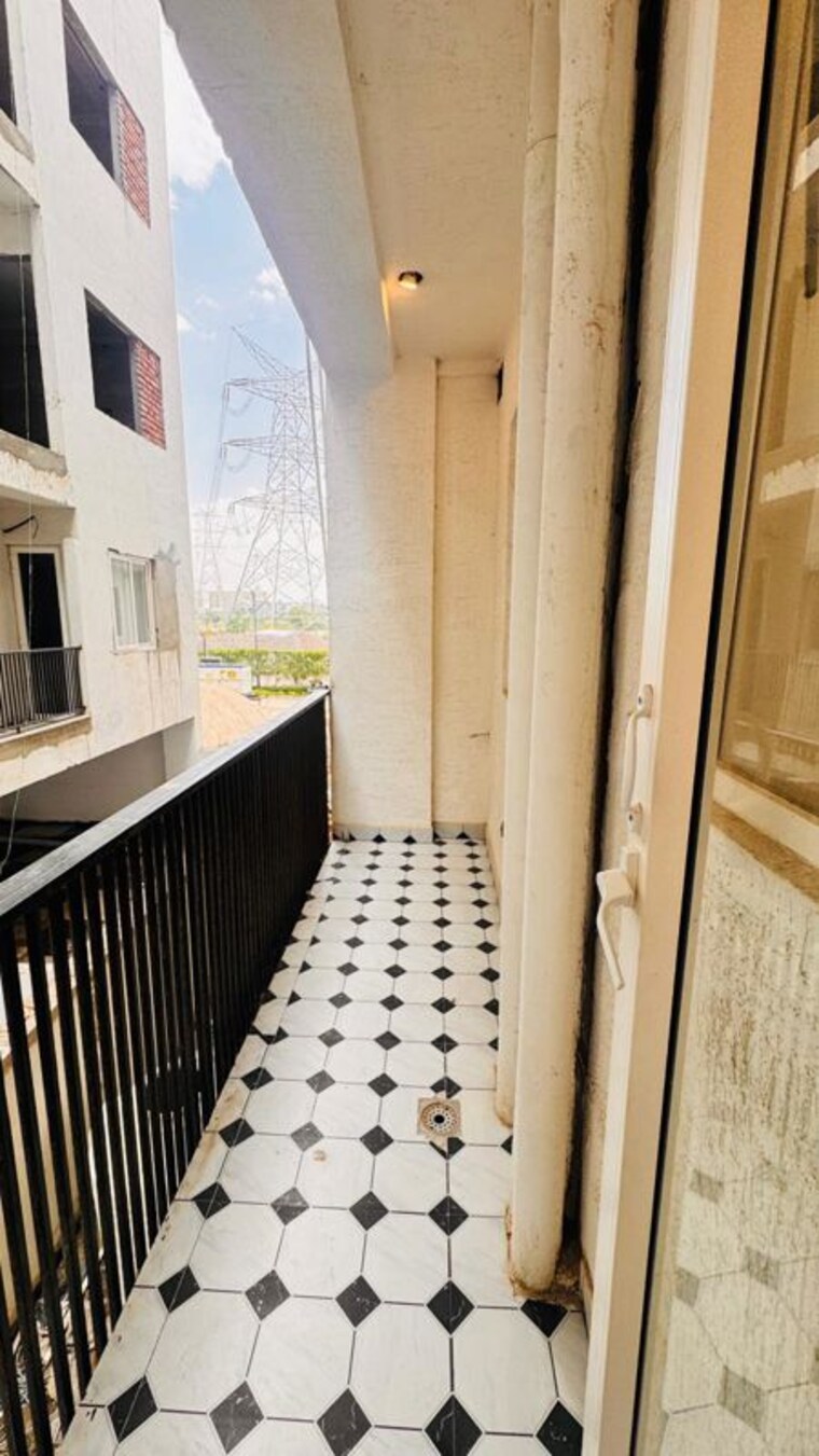 Balcony, sector 70 3.5 Bedroom 1400 Sq.Ft. Builder Floor In Sector 70 Gurgaon 10334250