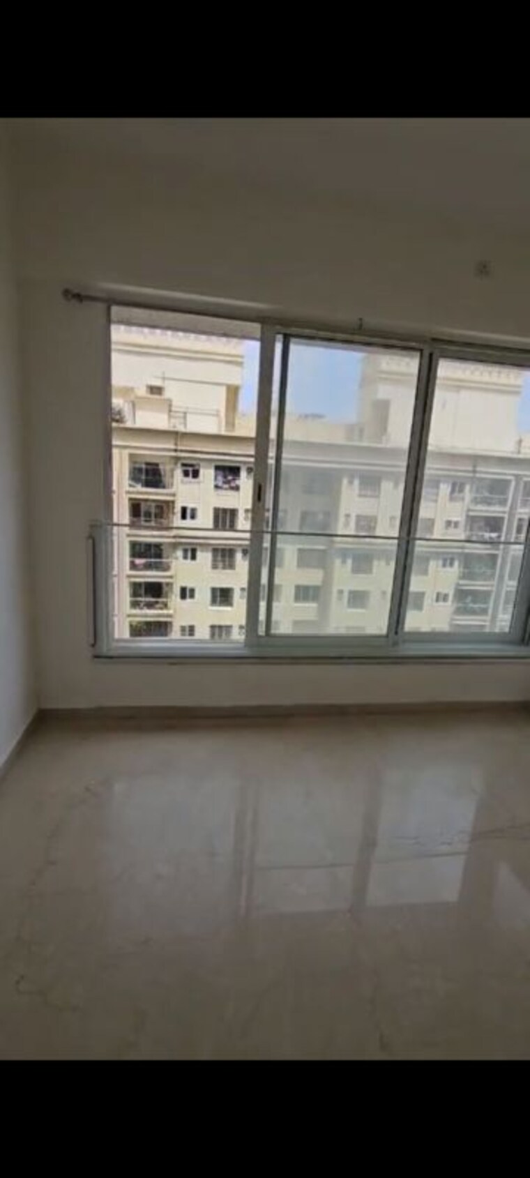 Living Room, courtyard-by-narang-realty-and-the-wadhwa-group 2 Bedroom 1040 Sq.Ft. Apartment In Pokhran Road No Two Thane 10333555