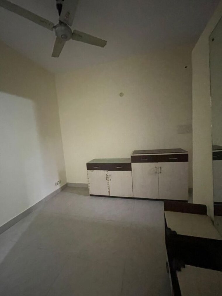 Kitchen, sector 70 2 Bedroom 600 Sq.Ft. Builder Floor In Sector 70 Noida 10334273