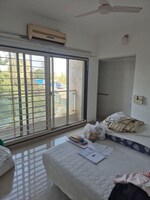 3 BHK 1100 Sq.Ft. Apartment in Bandra West
