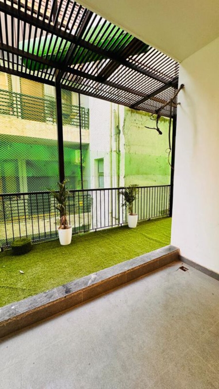 Balcony, vipul-world-floors 3.5 Bedroom 1730 Sq.Ft. Builder Floor In Sector 48 Gurgaon 10334316