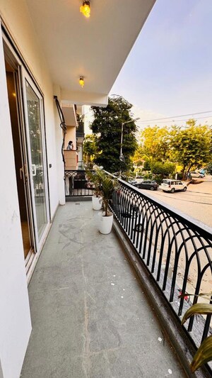 Balcony in 3.5 BHK Builder Floor at Vipul World Floors, Sector 48 – for Sale