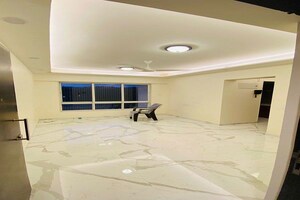 Team Area in 1 BHK Apartment at Blumen Apartments, Vikhroli West – for Rent