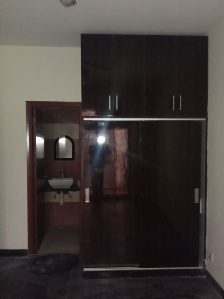 Other, sector 16c greater noida 3 Bedroom 1545 Sq.Ft. Apartment In Sector 16c Greater Noida Greater Noida 10334390