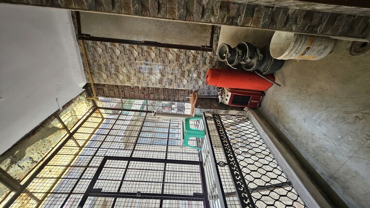 Exterior View, dilshad colony 1 Bedroom 450 Sq.Ft. Builder Floor In Dilshad Colony Delhi 10334391
