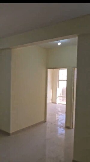 Room in 2 BHK Apartment at Pyramid Midtown, Sector 59 – for Rent