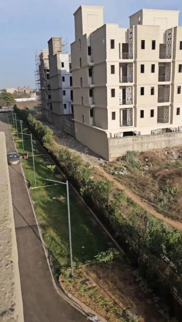 Balcony, pyramid-midtown 2 Bedroom 715 Sq.Ft. Apartment In Sector 59 Gurgaon 10334515