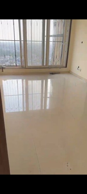 2 BHK Apartment – Entrance View at Kopar Khairane - for Sale