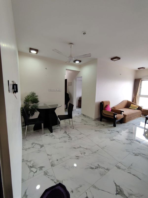 2 BHK + Store Room Apartment For Rent in Raheja Ridgewood