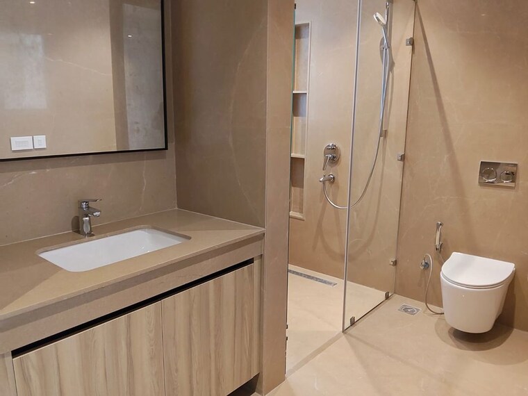 Bathroom, suncity-platinum-towers 3 Bedroom 2700 Sq.Ft. Apartment In Sector 28 Gurgaon 10334541