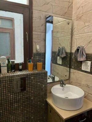 Bathroom in 4 BHK Builder Floor at Uppal Southend, Sector 49 – for Sale